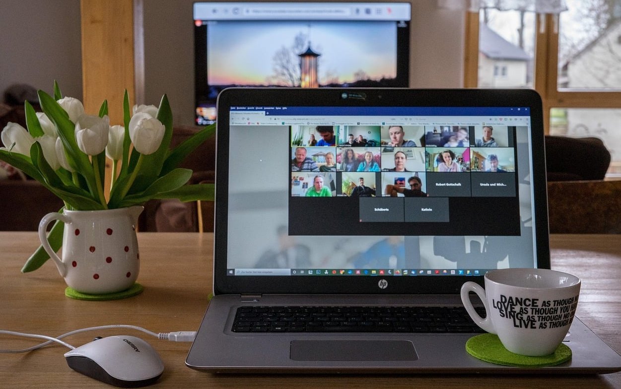 client meeting web designer