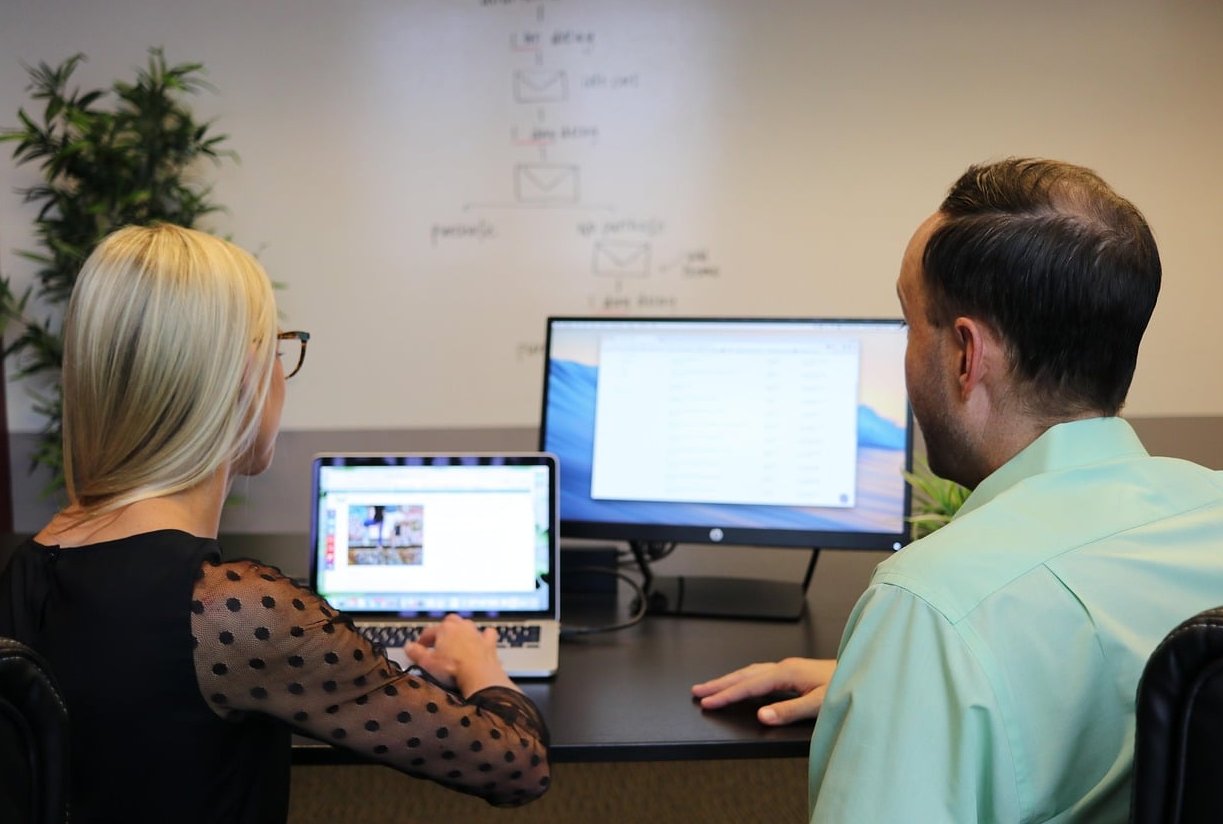 client meeting web designer